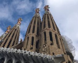 Sagrada Familia: What to Know Before You Take Your Family Sagrada Familia: What to Know Before You Take Your Family
