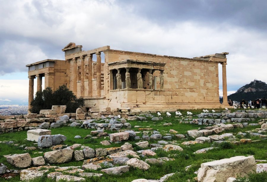 Tips for First-Time Visitors Adventuring Through Athens