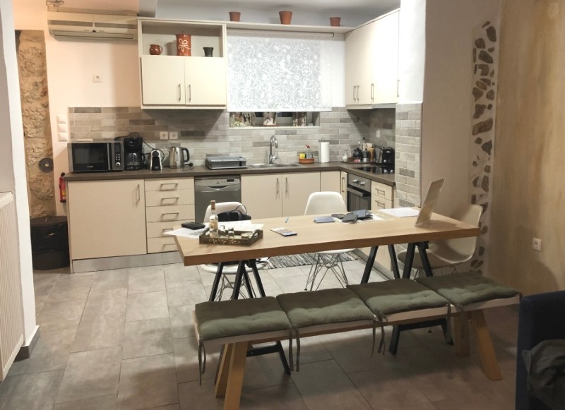 Road Trip Tips with Teens | Stay in an Apartment