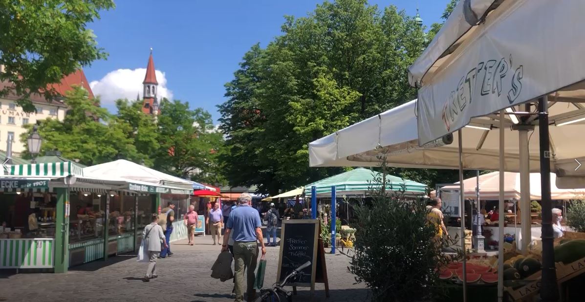 Viktualienmarkt in Munich in the summer